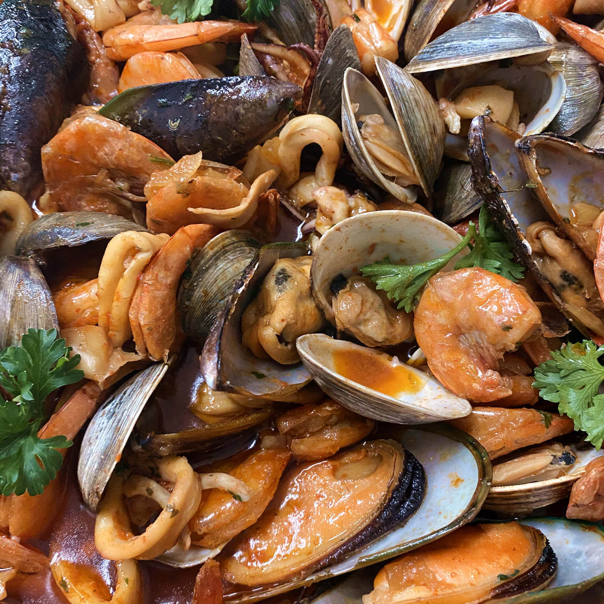 Marisco - Europa Foods & Fish - Portuguese Groceries, Fresh Fish & Seafood, Breads, Preserves, Sweets & Hot Specialty Foods